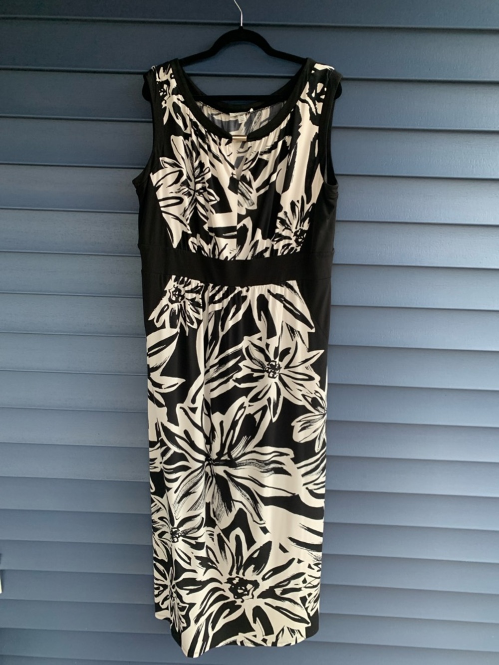 London Style Black & White Floral Midi Dress
